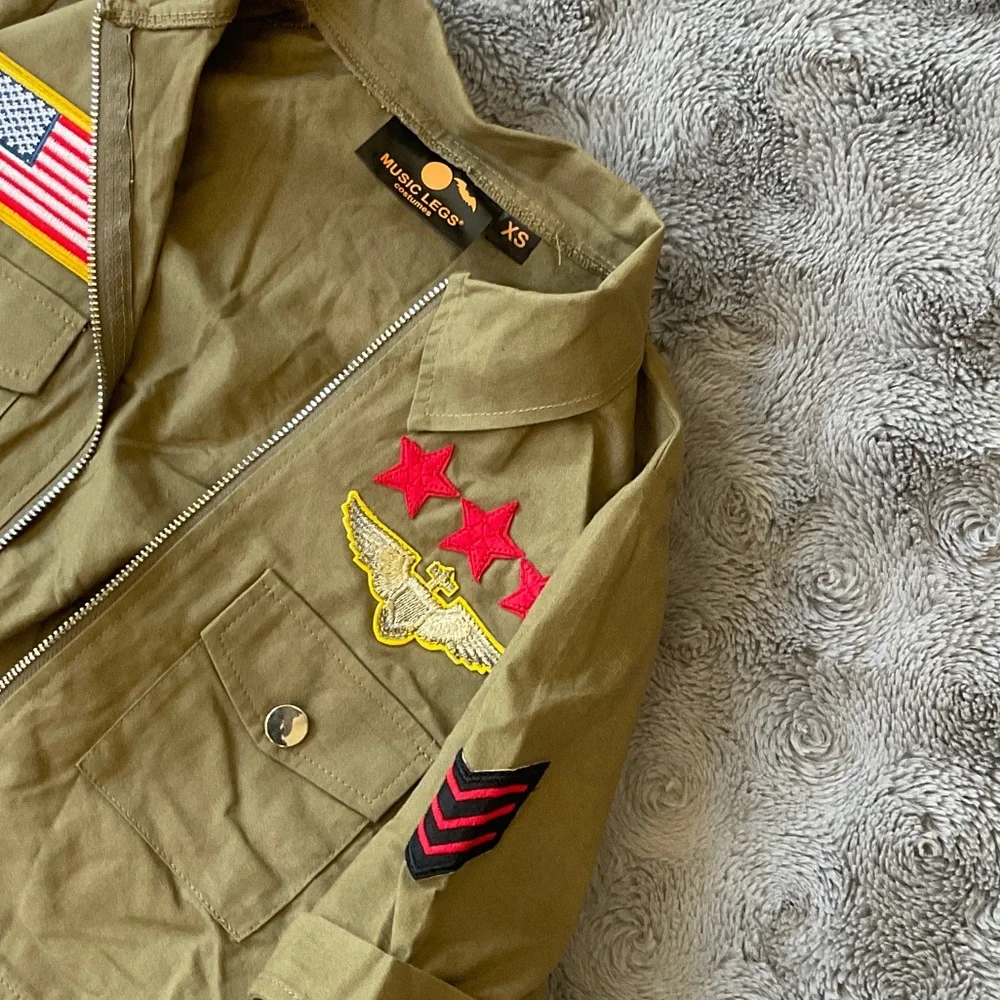 Olive Green Military-Inspired Women's Crop Jacket & Shorts & long socks Set - Picture 8 of 9